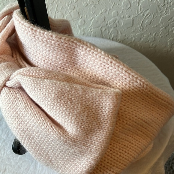 Kate Spade: Pastry Pink Gathered Bow Neckwarmer- Knit - Picture 9 of 15